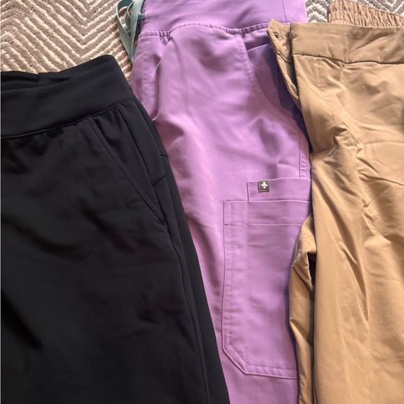 Figs scrub pants lot, size M - Picture 2 of 5